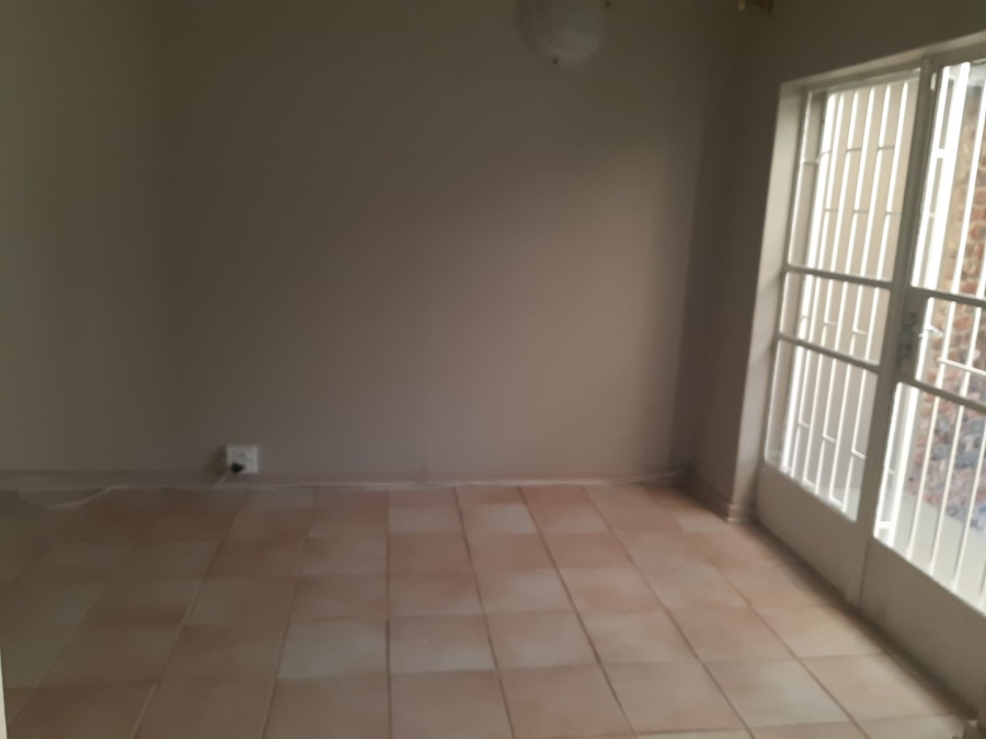 To Let 4 Bedroom Property for Rent in Suidrand Free State